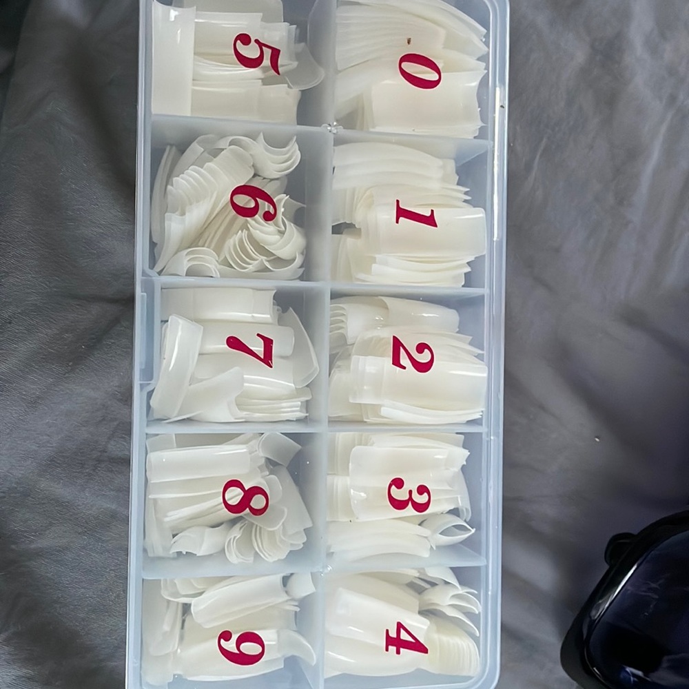 clear nail tips